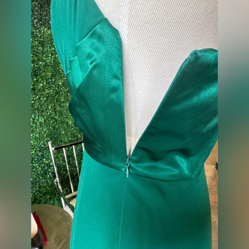 New DONNA RICCO Silk Chiffon and Charmeuse Halter Dress-Emerald green size 8 - Picture 8 of 10
